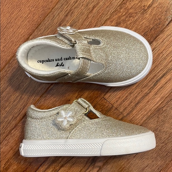cupcakes & cashmere Other - Baby Girls Gold Shoes Cupcakes and Cashmere Girly Preppy Baby Shoes